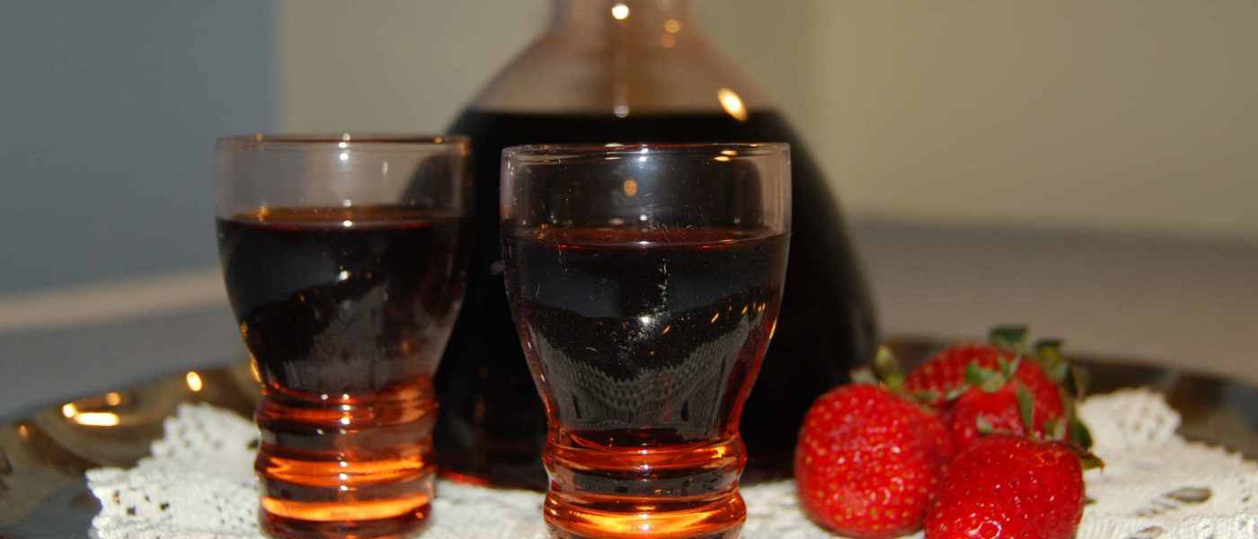 Homemade liqueur fraoula